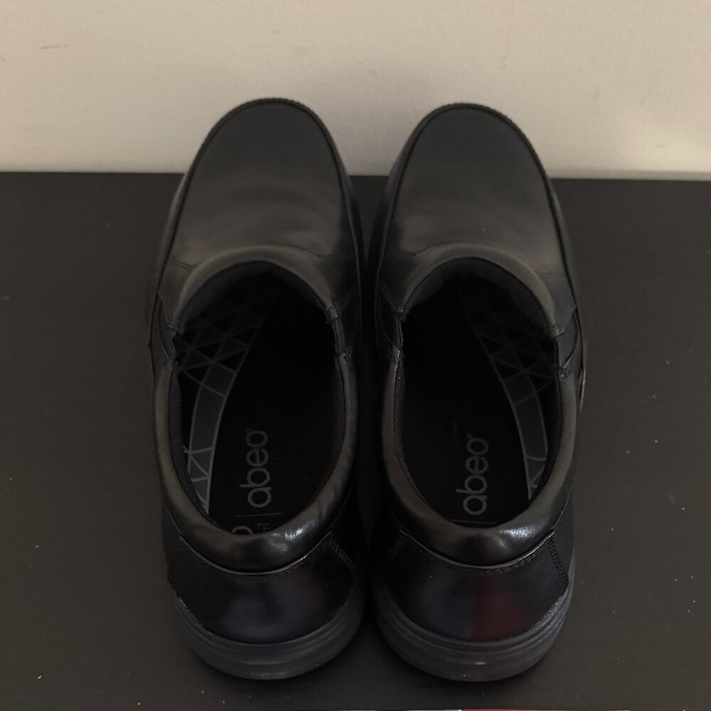 abeo biomechanical footwear - great for medical professionals - Size 10M